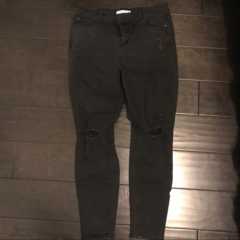 Black distressed jeans